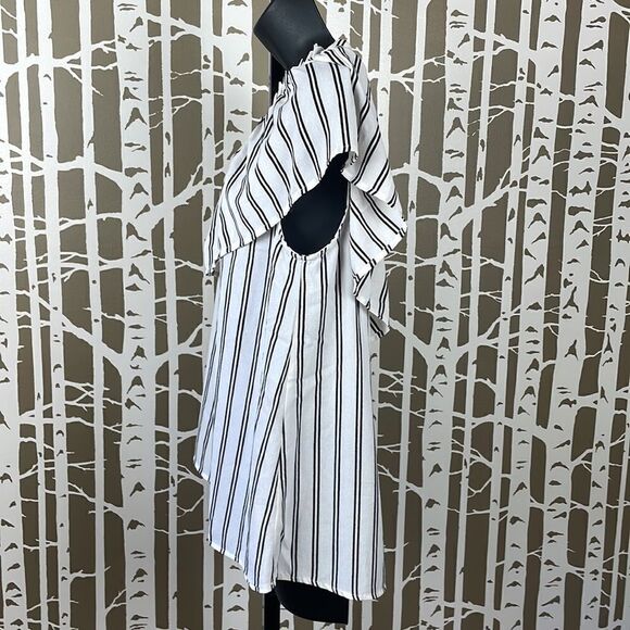 Striped One Shoulder Ruffle Sleeve Top sz S - Picture 2 of 4